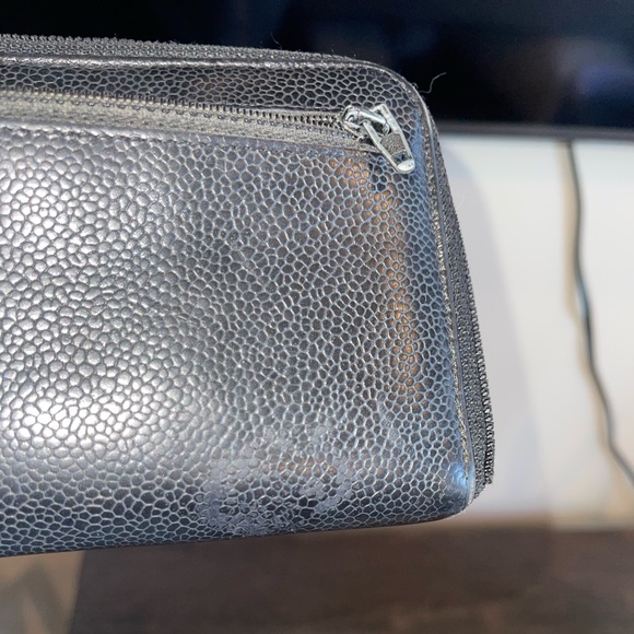 Caviar Large Timeless CC Zip Around Wallet Black - Picture 10 of 10